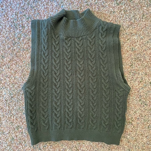 Forever 21 Tops - Cropped Tank